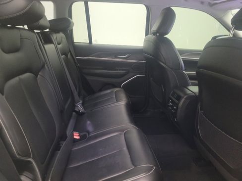 Used 2022 Jeep Grand Cherokee Limited 4xe image 19