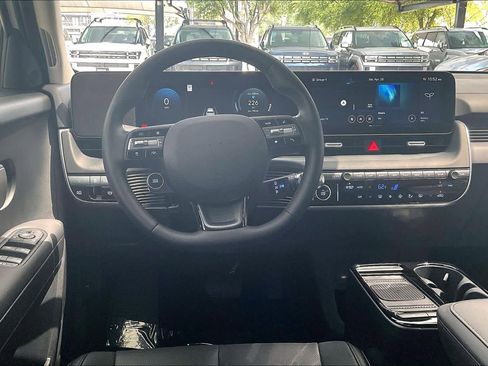 Certified 2026 Hyundai Ioniq 5 SEL RWD image 5