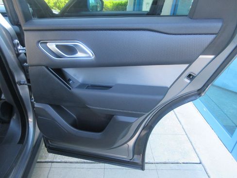 Used 2023 Land Rover Range Rover Velar R-Dynamic S AWD/4WD image 33