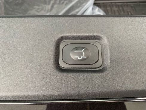 New 2026 Lincoln Navigator Reserve image 6