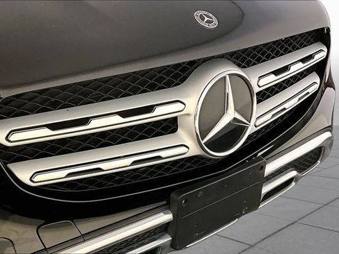 Used 2020 Mercedes-Benz GLC 300 4MATIC image 32