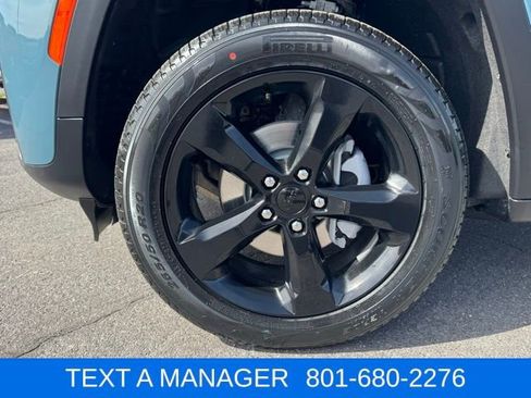 New 2026 Jeep Grand Cherokee Limited w/ Limited Altitude Package AWD/4WD image 9