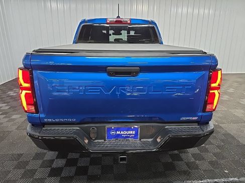 Used 2024 Chevrolet Colorado ZR2 AWD/4WD image 11