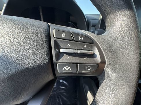Used 2023 Hyundai Kona SEL AWD/4WD image 23
