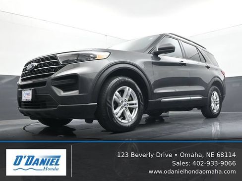 Used 2020 Ford Explorer XLT AWD/4WD image 9