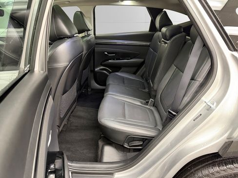 Certified 2022 Hyundai Tucson Limited AWD/4WD image 13