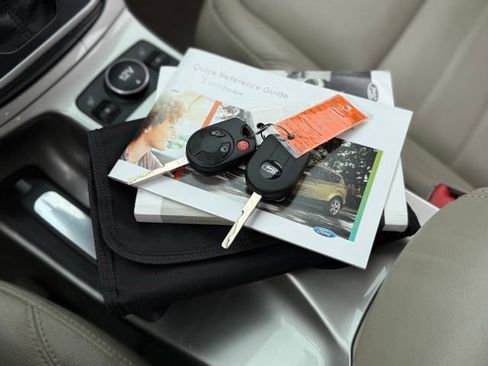 Used 2013 Ford Escape SEL AWD/4WD image 3