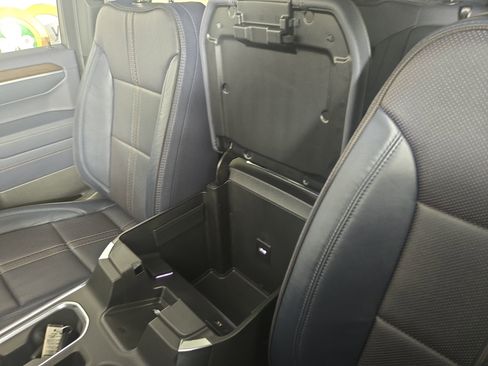 Certified 2025 Chevrolet Silverado 1500 High Country image 29