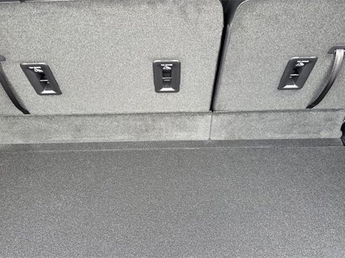 New 2026 GMC Acadia AT4 w/ Luxury Package image 18