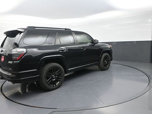 Used 2020 Toyota 4Runner Nightshade AWD/4WD image 31