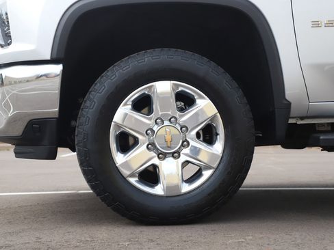 Used 2022 Chevrolet Silverado 3500 LTZ w/ LTZ Plus Package image 28