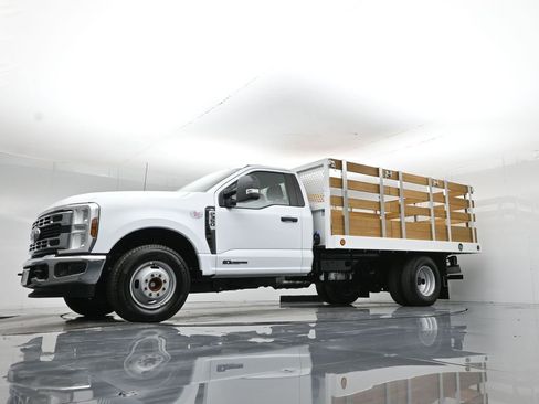 New 2026 Ford F350 XL w/ XL Chrome Package RWD image 42