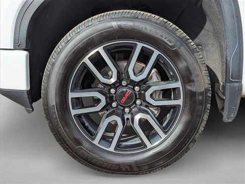 Used 2019 GMC Sierra 1500 AT4 w/ AT4 Premium Package image 23