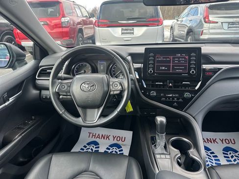 Used 2024 Toyota Camry SE image 23