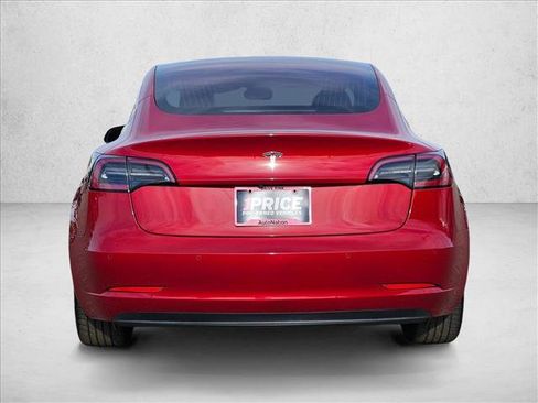 Used 2018 Tesla Model 3 Long Range image 8