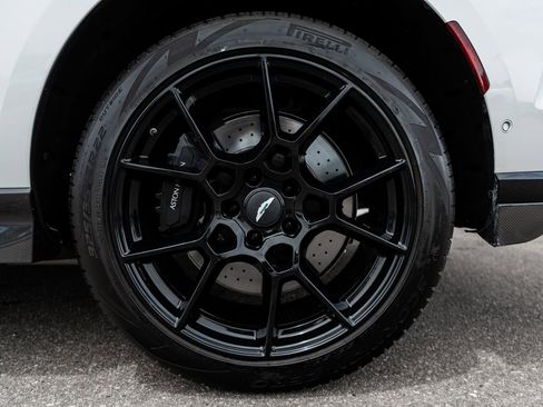 Used 2023 Aston Martin DBX 707 AWD/4WD image 7