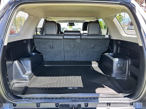 Used 2016 Toyota 4Runner Trail Premium AWD/4WD image 24