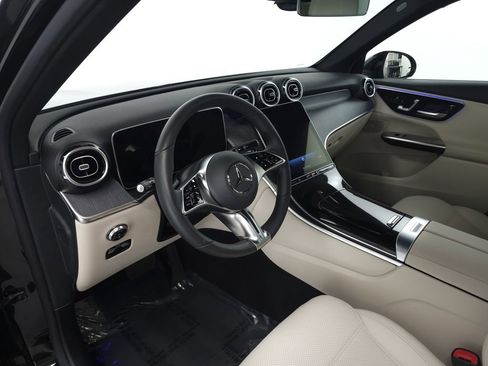 Certified 2026 Mercedes-Benz GLC 300 4MATIC image 8