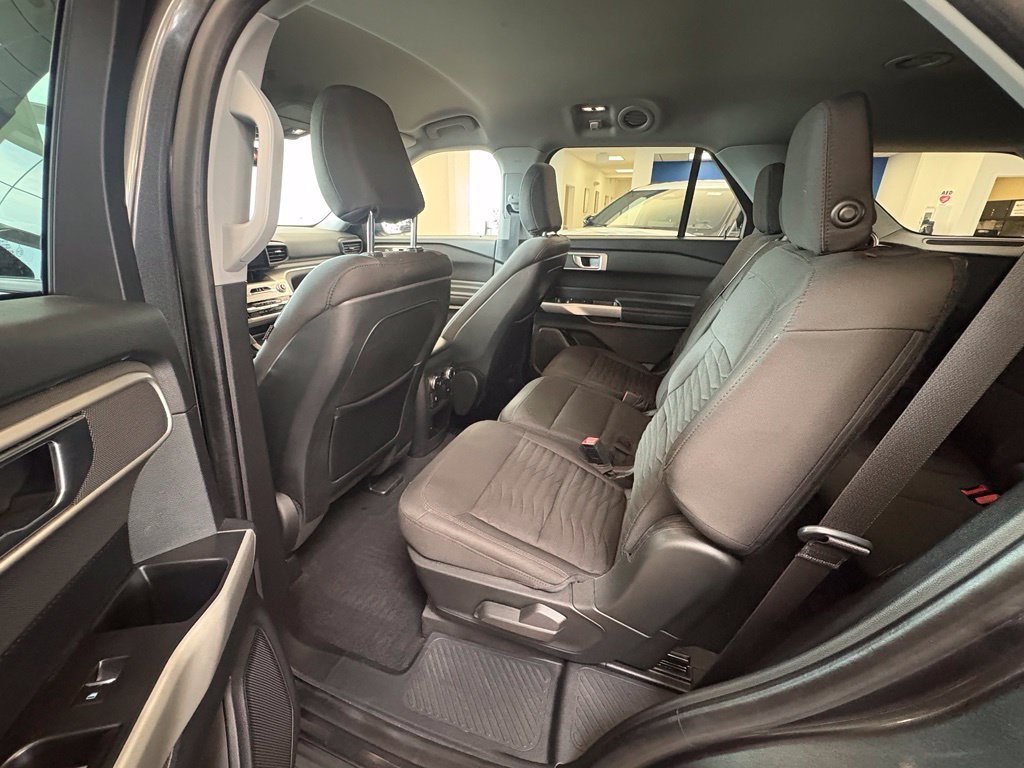 Used 2020 Ford Explorer XLT w/ Comfort Package AWD/4WD image 27