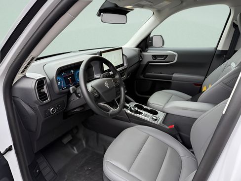 Used 2025 Ford Bronco Sport Badlands AWD/4WD image 4