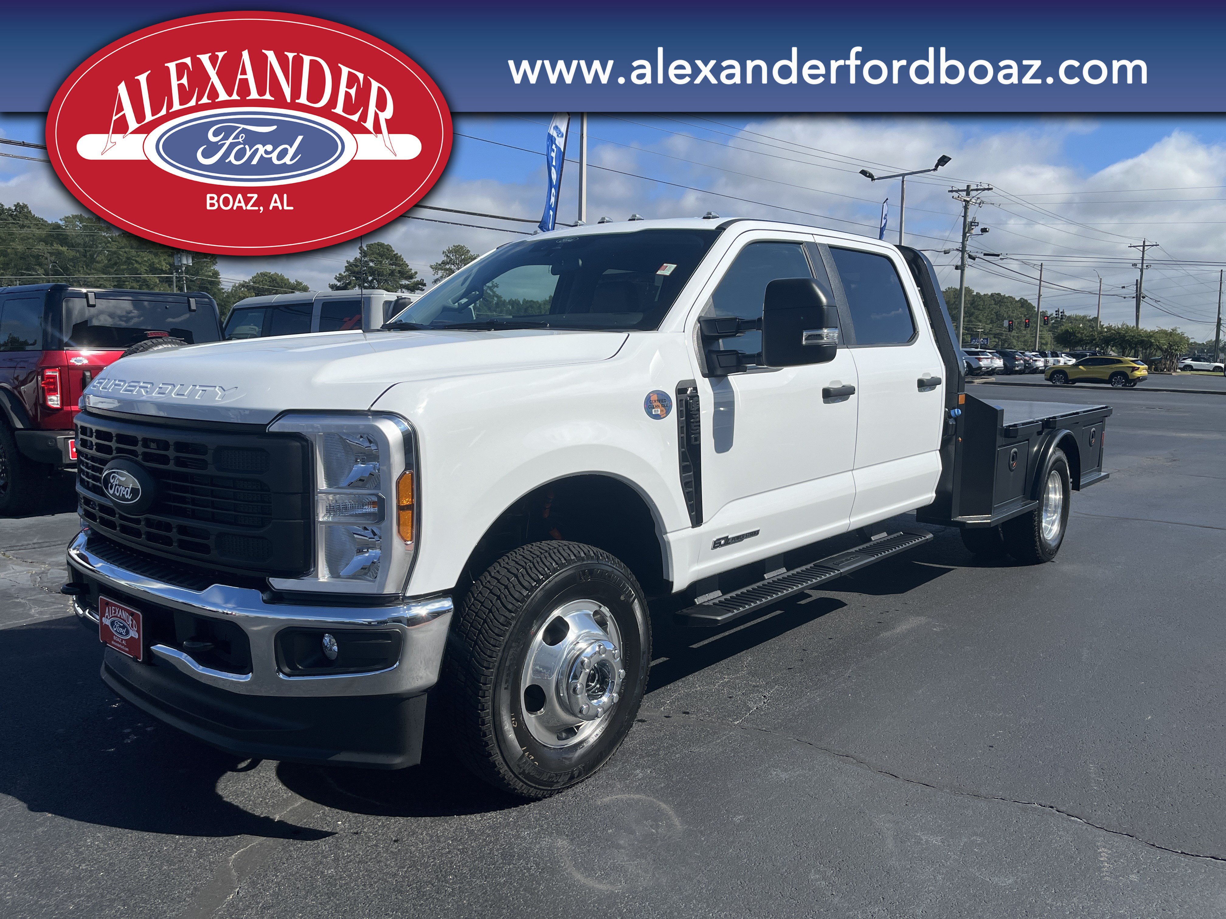 New 2027 Ford F350 XL w/ XL Chrome Package AWD/4WD image 1