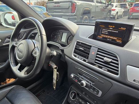 Used 2018 Audi Q3 2.0T Premium image 41
