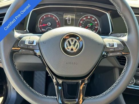 Certified 2021 Volkswagen Jetta SE w/ SE Cold Weather Package image 19