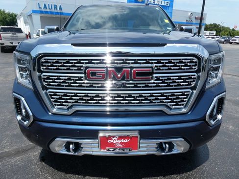 Used 2019 GMC Sierra 1500 Denali w/ Denali Ultimate Package AWD/4WD image 9