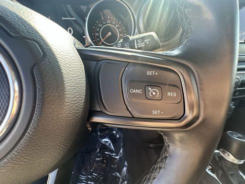 Used 2021 Jeep Wrangler Unlimited Sport image 36