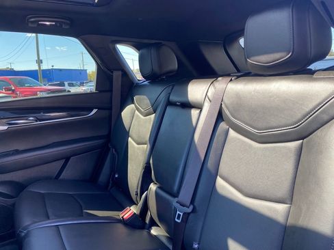 Used 2020 Cadillac XT5 Premium Luxury image 17