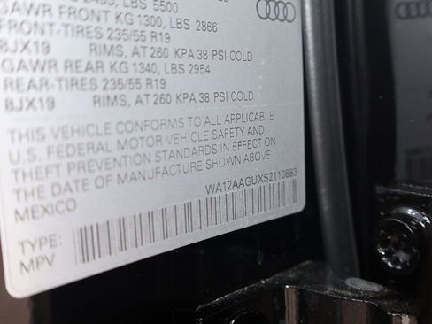 New 2025 Audi Q5 Premium Plus image 28