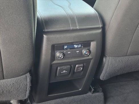 Used 2023 Chevrolet Traverse LT w/ LPO, Floor Liner Package AWD/4WD image 17