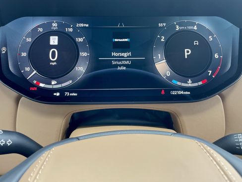 Used 2024 Land Rover Range Rover SE image 24