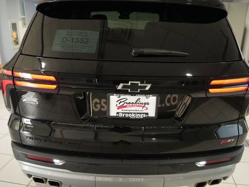 Used 2025 Chevrolet Traverse Z71 AWD/4WD image 8