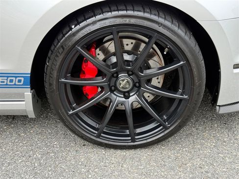 Used 2014 Ford Mustang Shelby GT500 w/ Equipment Group 821A RWD image 33