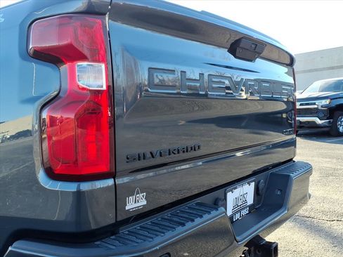 Used 2021 Chevrolet Silverado 1500 Custom w/ LPO, Dark Essentials Package image 34