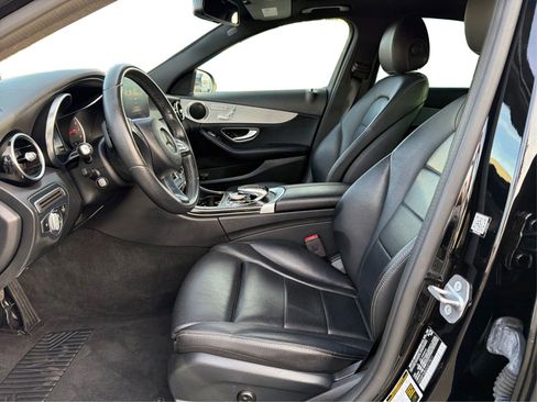 Used 2018 Mercedes-Benz C 300 Sedan image 9