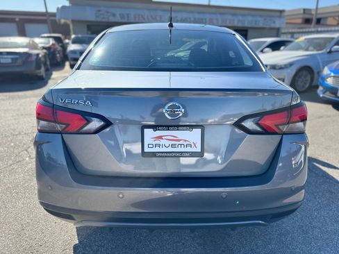 Used 2020 Nissan Versa S image 4