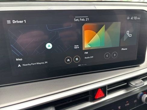 Used 2024 Kia Sorento S image 22