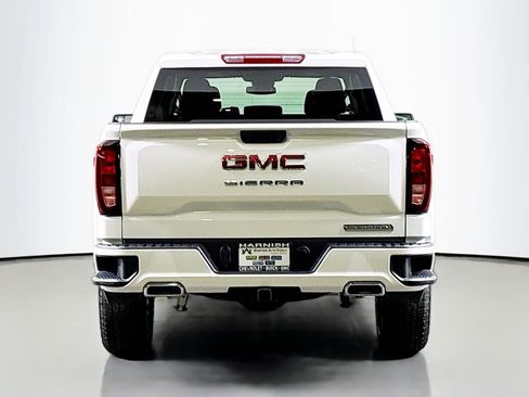 New 2026 GMC Sierra 1500 Elevation image 6