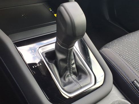 Used 2025 Subaru Forester Premium w/ Convenience Package #2 image 23