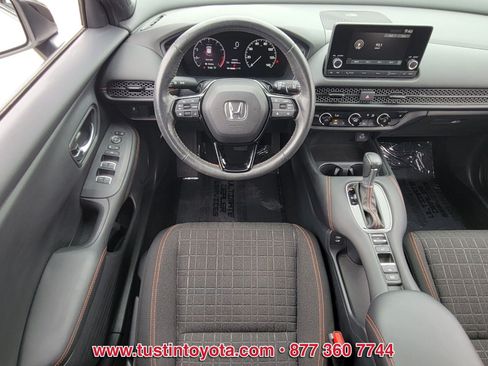 Used 2024 Honda HR-V Sport image 12