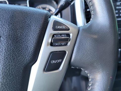 Used 2018 Nissan Titan PRO-4X image 20