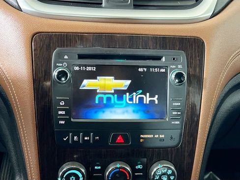 Used 2015 Chevrolet Traverse LT w/ Style and Technology Package AWD/4WD image 22