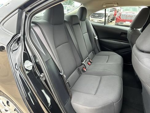 Used 2024 Toyota Corolla LE FWD image 30