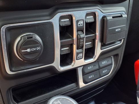 Used 2021 Jeep Gladiator Overland w/ Popular Equipment Package image 10