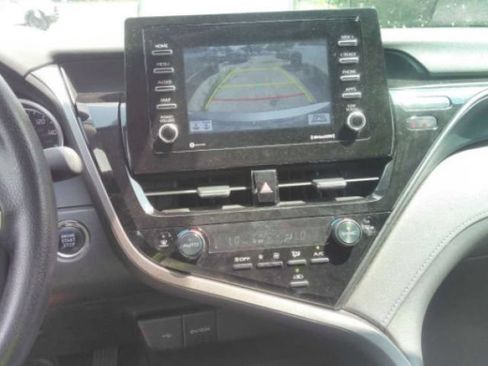 Used 2024 Toyota Camry LE w/ Convenience Package FWD image 3