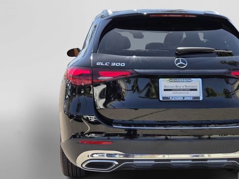 Certified 2023 Mercedes-Benz GLC 300 4MATIC w/ Exclusive Trim Package image 11
