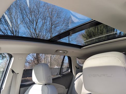 Used 2020 GMC Terrain Denali w/ Denali Premium Package image 25