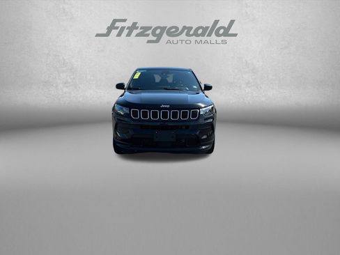 Used 2023 Jeep Compass Sport AWD/4WD image 2